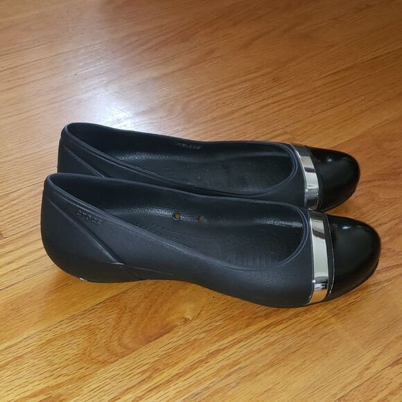 Crocs Black Rubber loafers Womans Size 10 - Picture 1 of 7